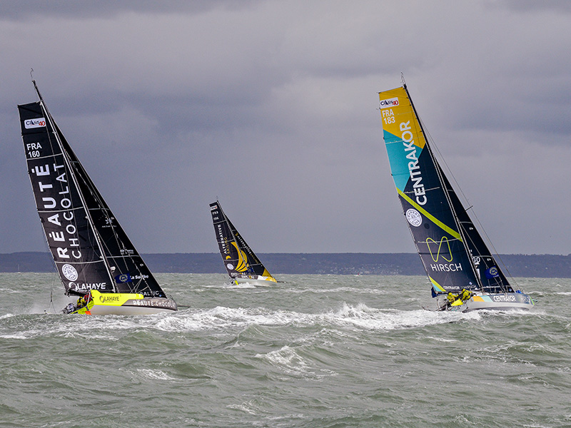 Régate Class40  sur la Côte d'Albâtre : la course dans le vent