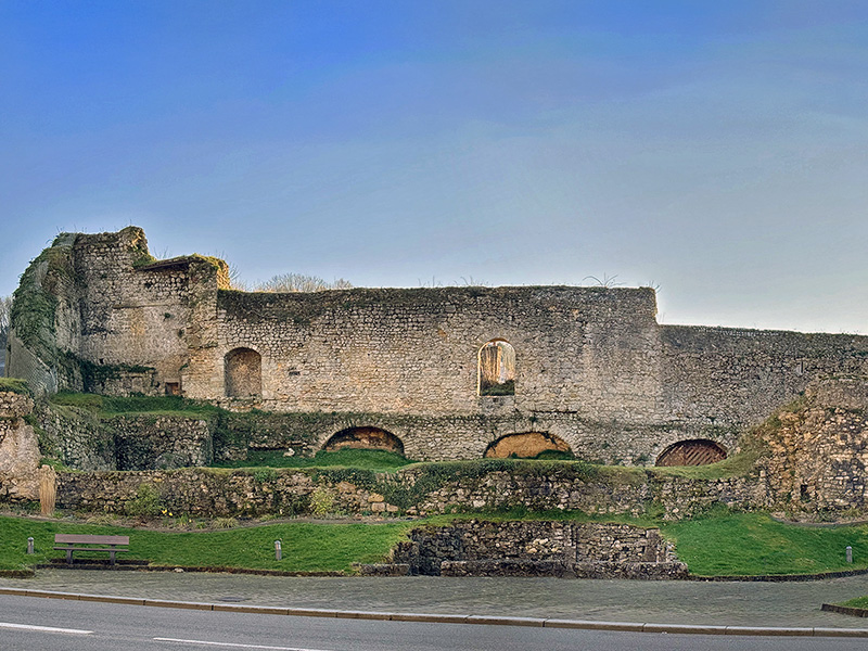 Fécamp — les ruines du palais ducal, mémoire du pouvoir normand